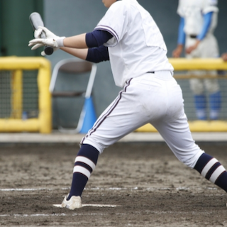 【野球】なぜ送りバントをするの？メリット·デメリットと現代野球で減っている理由を解説