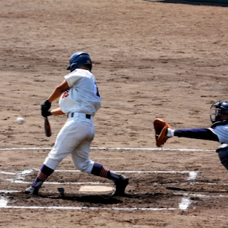 高校野球のDH制とは？「大谷ルール」の仕組みと交代のルールをわかりやすく解説